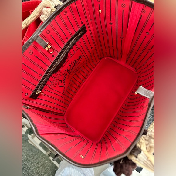 Authentic Louis Vuitton MM Damier Ebene - Picture 6 of 16